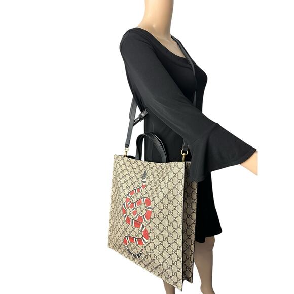 Gucci Monogram Snake Tote Bag - Picture 7 of 8